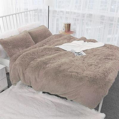CUBRECAMA PELUCHE CORTO QUEEN SIZE